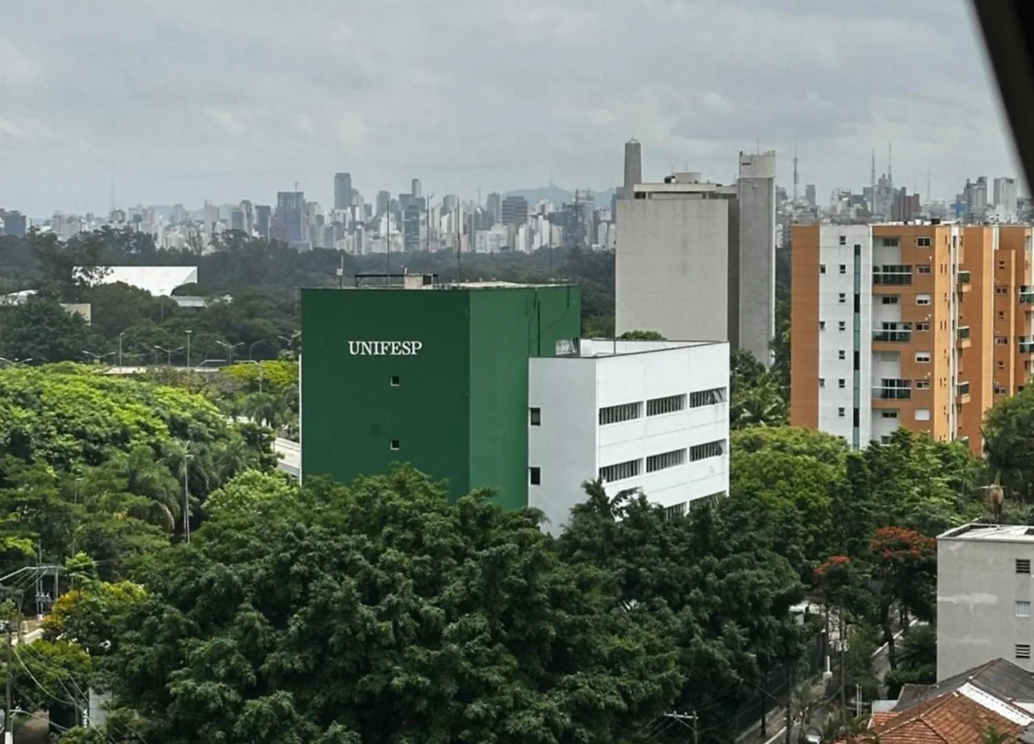 סאו פאולו Bienal Suites Hotel Ibirapuera 0*, סאו פאולו